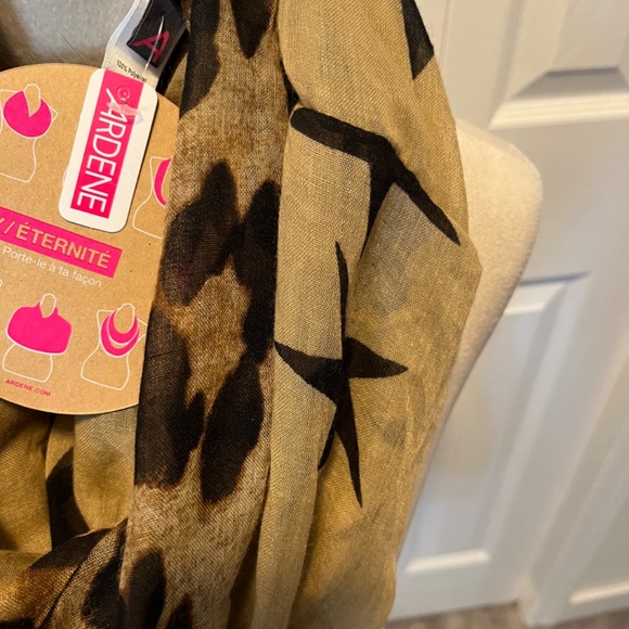 Ardene eternity scarf - Picture 3 of 6